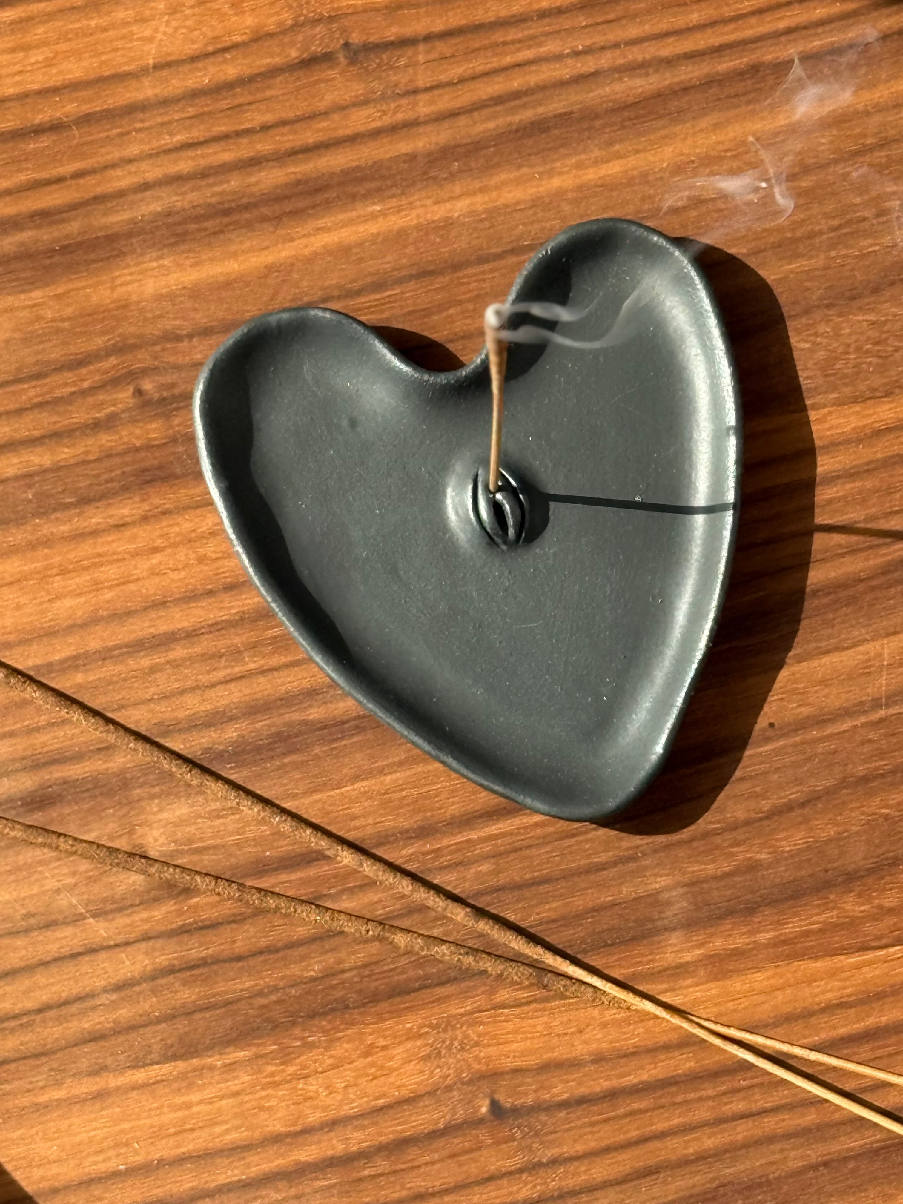 Ceramic Incense Holder “Yoni Heart”