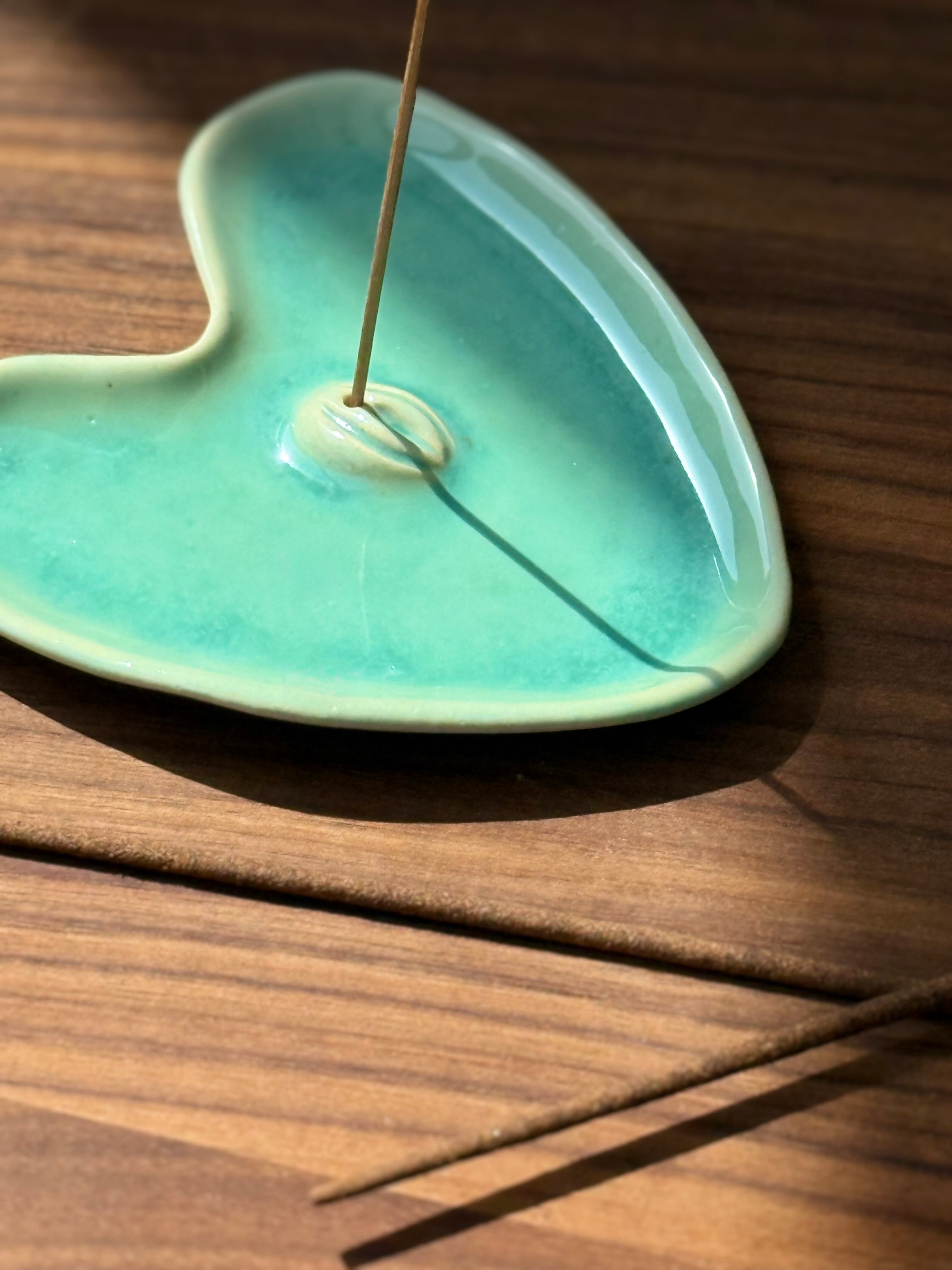 Ceramic Incense Holder “Yoni Heart”